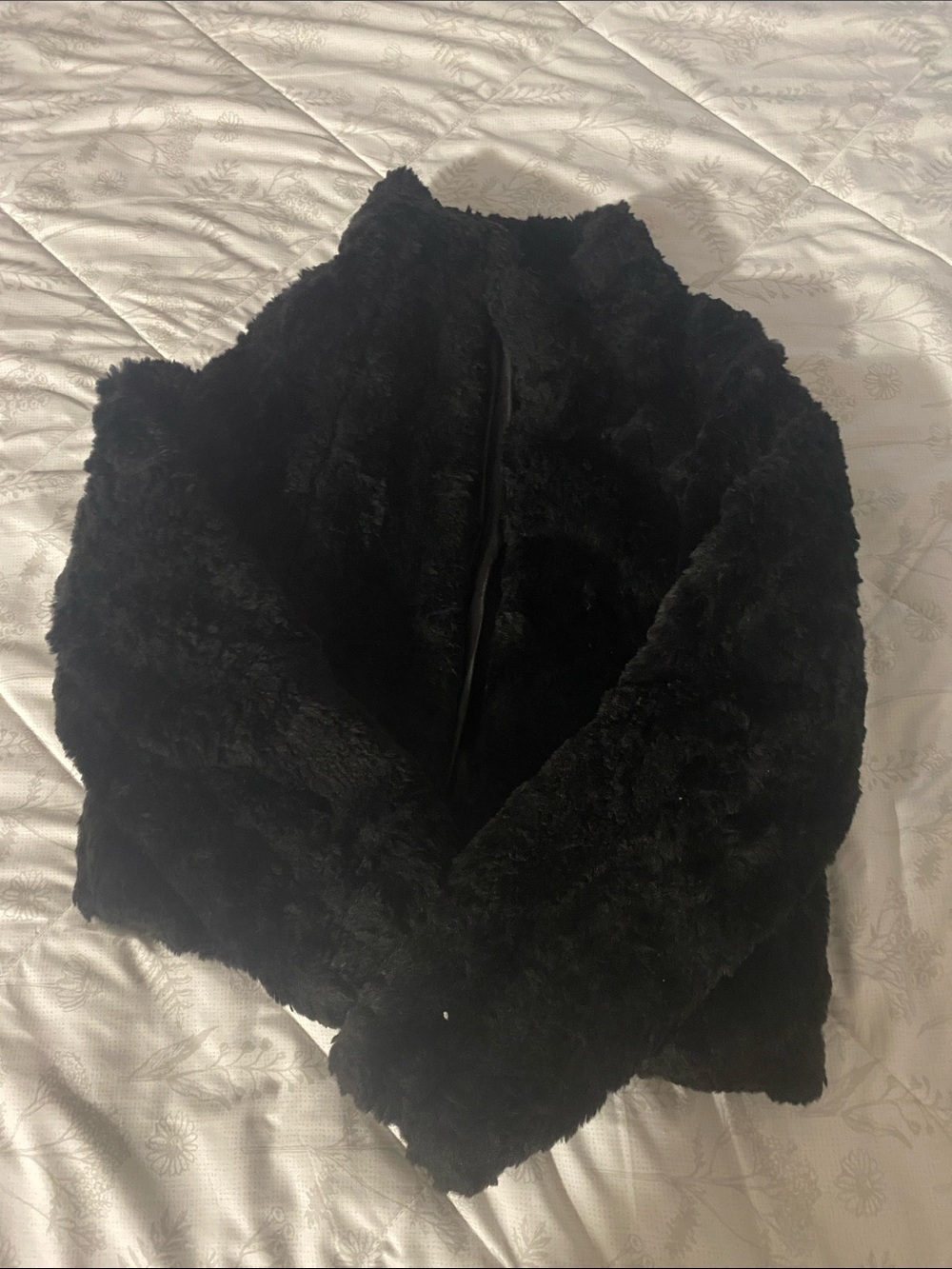 Black outing fuzzy coat